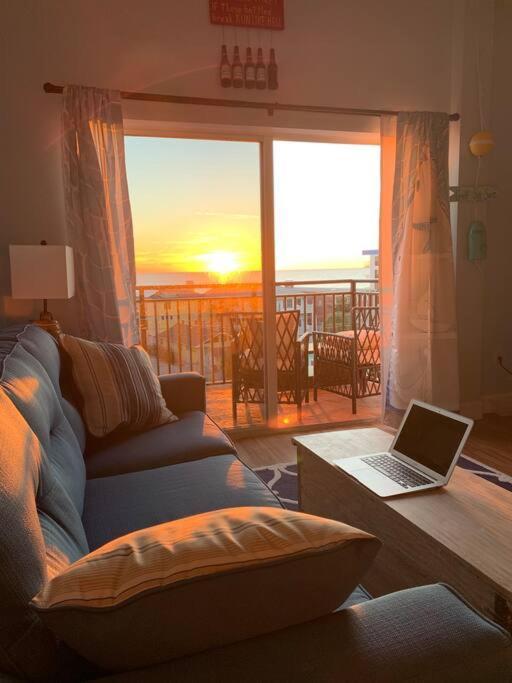 Gulf Coast Gold Private Condo - 2Bed, 2Bath, Sleep 6, Across Street From Beach, Balcony Views Of Sunsets, Beach & Gulf, Pool, Gym St. Pete Beach Luaran gambar